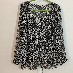 Sheer Top George ME Sz 3X Gray Black Pleated Front Scoop Neck Wide Long Sleeve